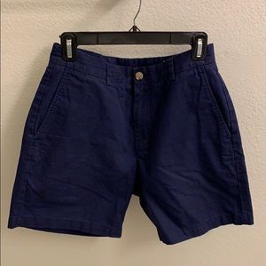 Great condition vineyard vines 7” shorts